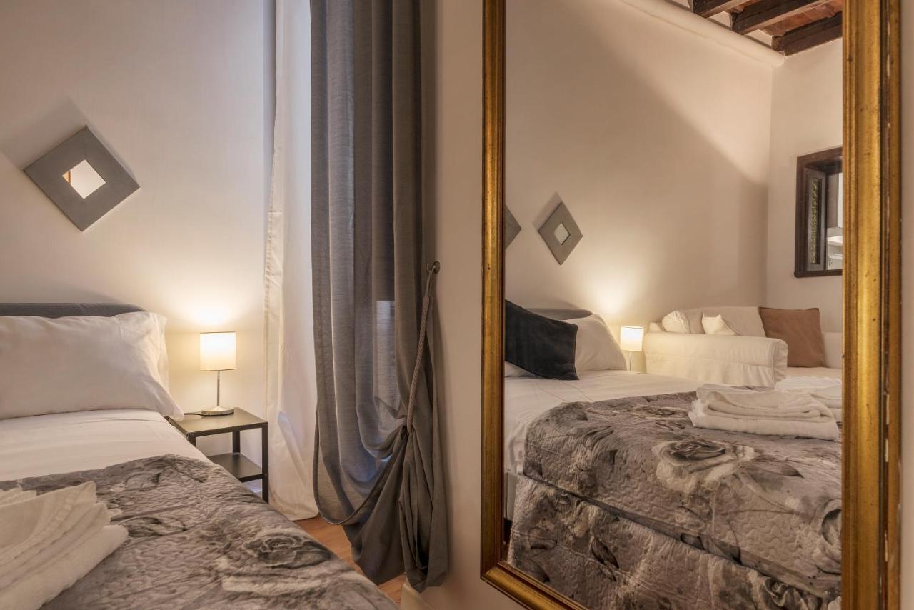 Fori Imperiali Elegant Apartment Rome Luaran gambar