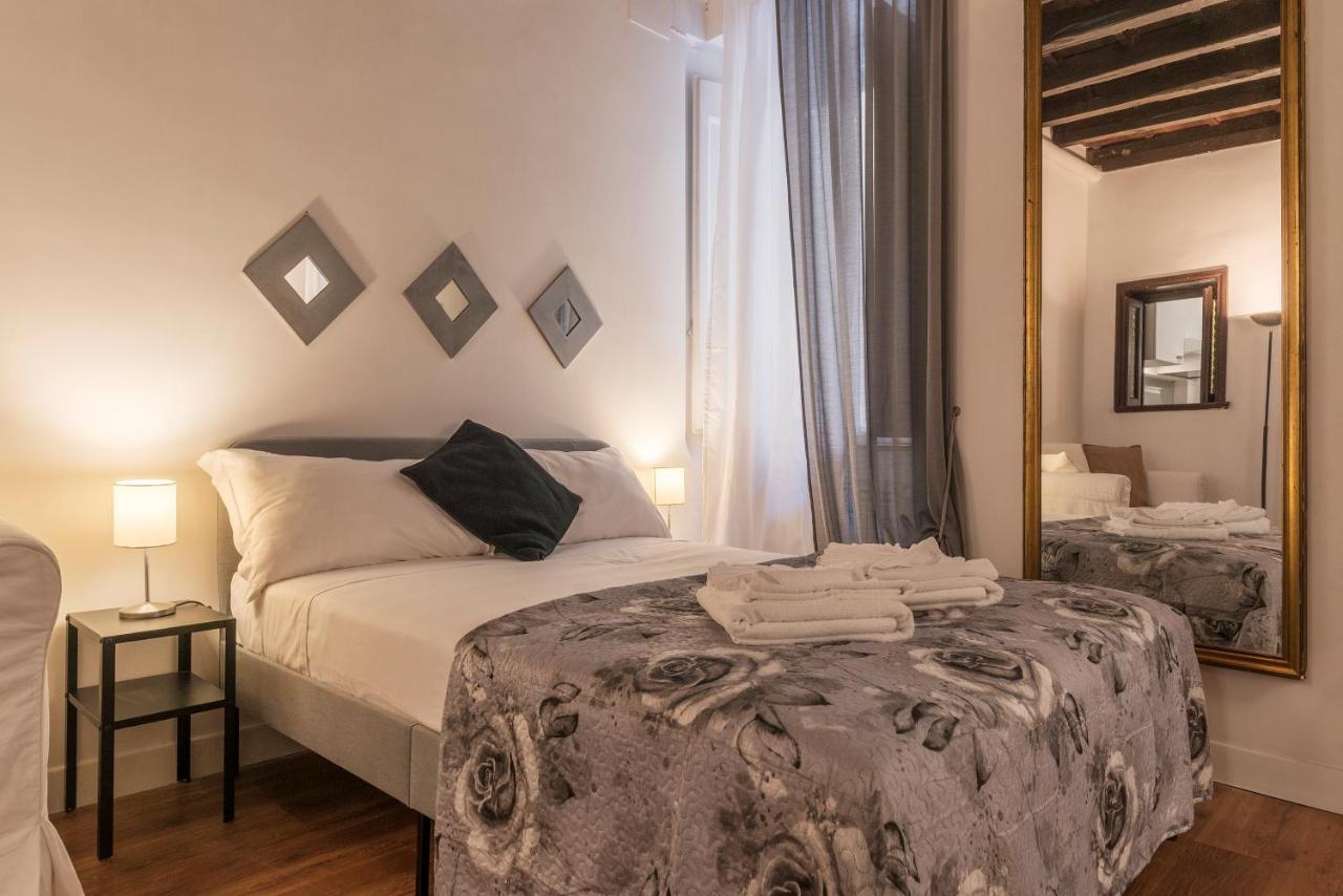Fori Imperiali Elegant Apartment Rome Luaran gambar